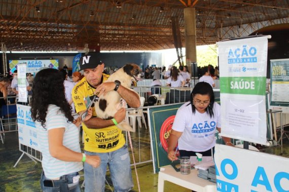 Ação Cidadania atrai 5 8 mil pessoas e faz mais de 6 4 mil atendimentos