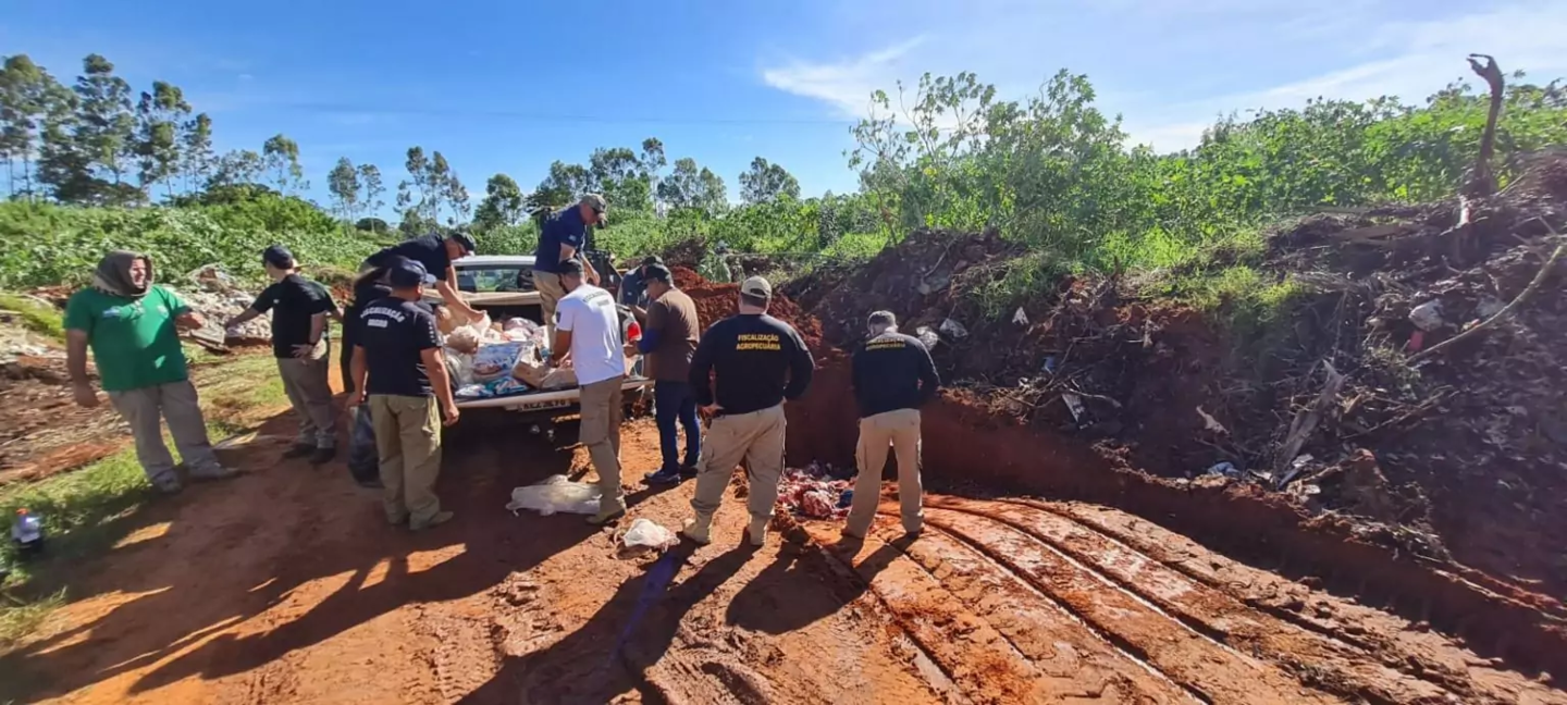 Polícia Civil apreende mais de 700kg de carne imprópria para o consumo