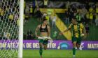 Com virada nos acréscimos, Ypiranga vence o Athletico no jogo de ida da Copa do Brasil

