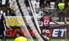 Fora de casa, Flamengo vence Atlético-MG por 4 a 2 e permanece na liderança