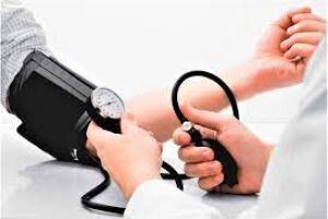 Hipertensão: 4 benefícios que você pode ter direito