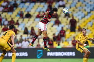 Com gol de Pedro, Flamengo vence Amazonas na estreia da Copa do Brasil