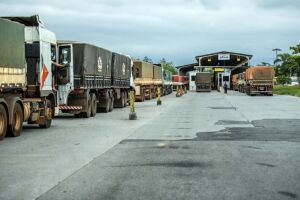 Comissão promove seminário sobre transporte rodoviário de cargas