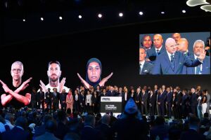Fifa anuncia plano global contra o racismo
