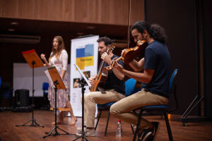 Projeto Música Erudita nas Escolas leva repertório clássico a estudantes e idosos