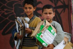 Desemprego de 80% em Gaza obriga crianças a trabalharem