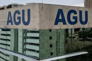 AGU cobra R$ 1,1 bilhão de empresas por infrações ambientais