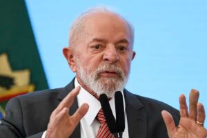 Lula critica prolongamento da greve dos docentes federais