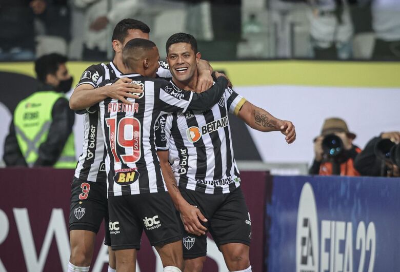 Com Hulk artilheiro, Atlético-MG vence e se classifica na Libertadores