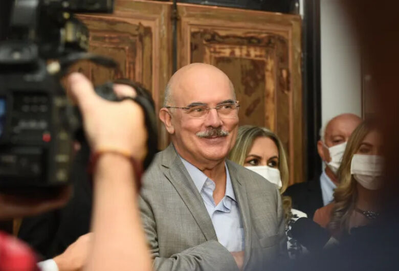 PF prende ex-ministro da Educação, Milton Ribeiro