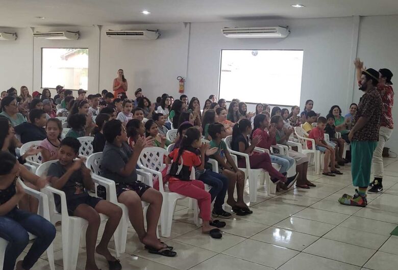 Escola Professora Maria de Lourdes Aquino Sotana