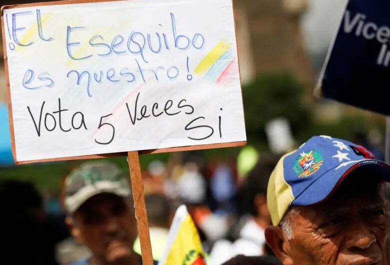 Especialistas divergem sobre risco de guerra entre Venezuela e Guiana