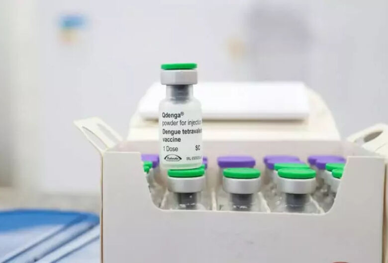 Governo de MS amplia a oferta de vacinação contra dengue para crianças e adolescentes entre 10 e 14 