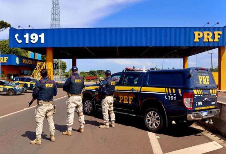 Três são presos levando remédios contrabandeados de MS para Brasília