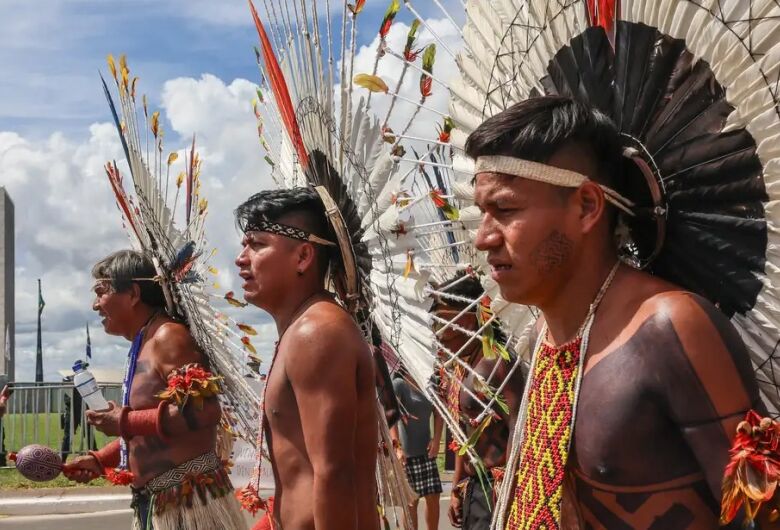 Indígenas criticam suspensão de ações contra o Marco Temporal
