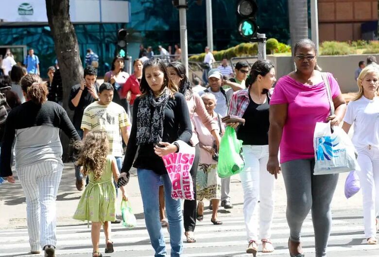 Desemprego no primeiro trimestre sobe para 7,9%, revela IBGE
