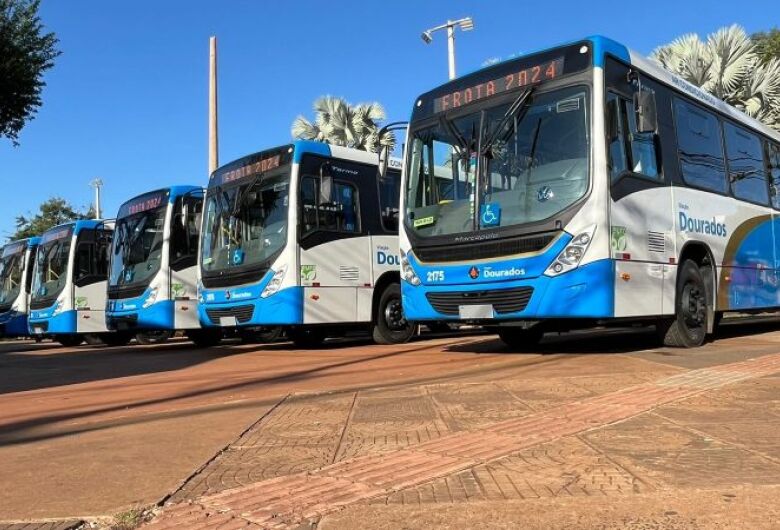 Viação Dourados coloca cinco novos ônibus para circular nesta segunda-feira
