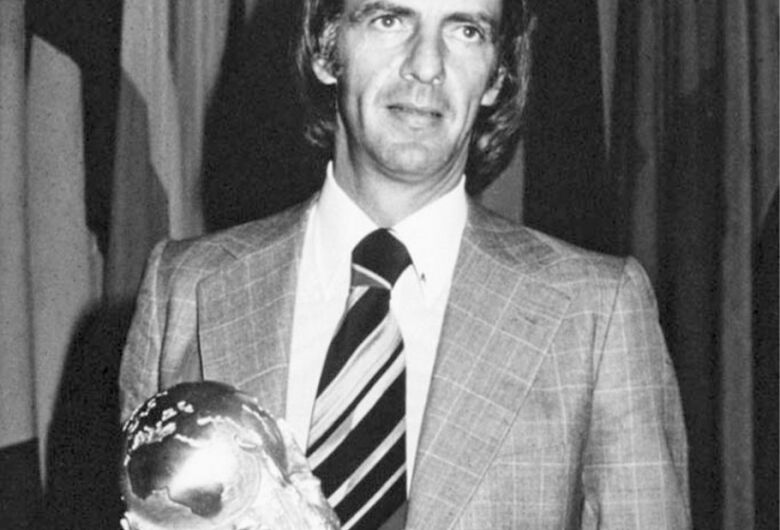 CBF lamenta morte de Cesar Luis Menotti, técnico campeão do mundo com a Argentina em 1978