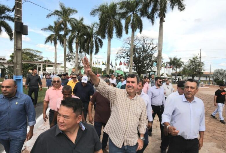 Em exposição agropecuária, governador reforça compromisso com municipalismo
