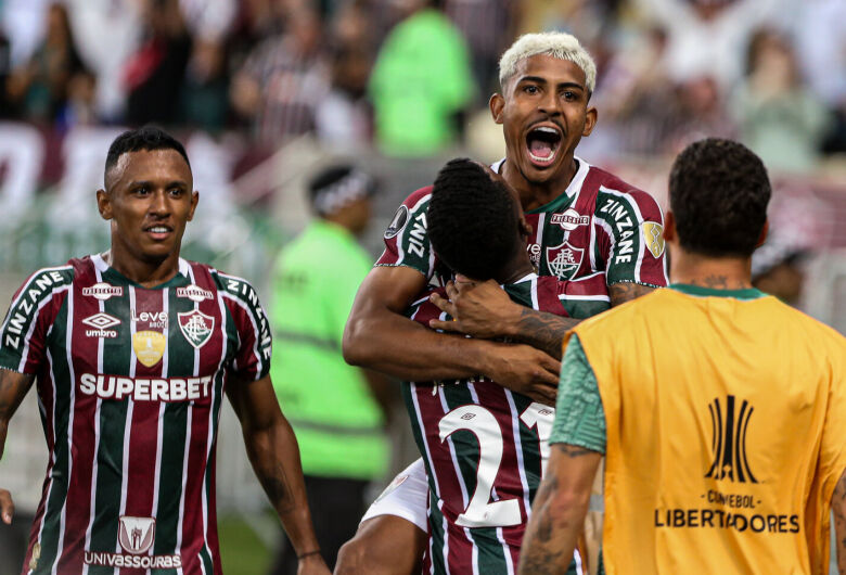 Classificado, Fluminense vence o Alianza Lima de virada