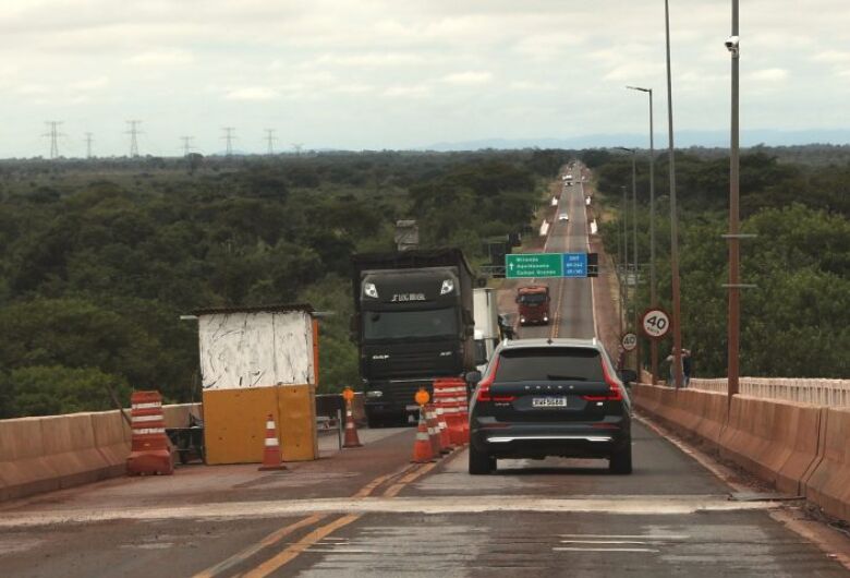Recuperação da ponte sobre o Rio Paraguai avança e 3ª concretagem acontece no fim de semana