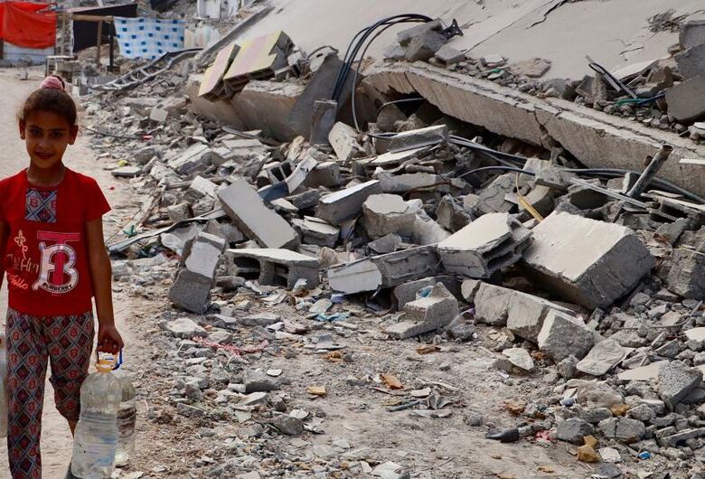 Chefe humanitário da ONU destaca compromisso com Gaza e pede reforma humanitária global