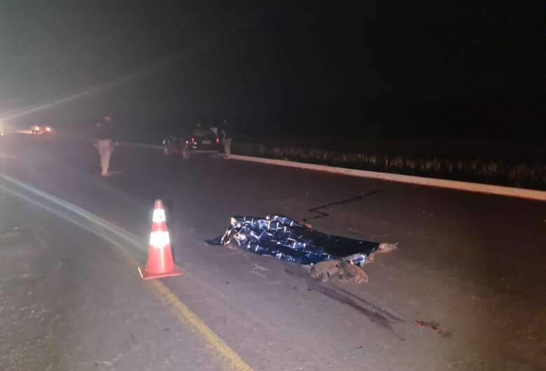 Ciclista morre ao ser atropelado na BR-376 - Crédito: Ribeiro Junior