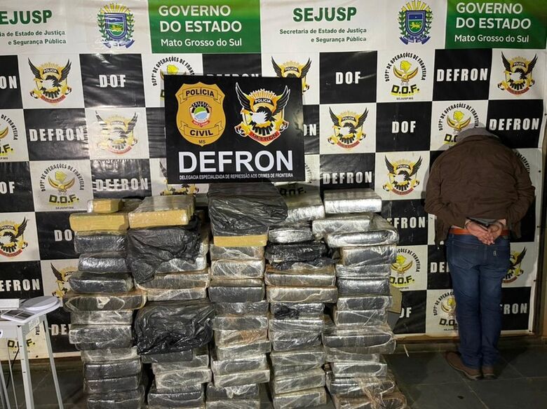 Defron apreende 770 kg de droga em Dourados que seriam transportadas para SP - Crédito: Divulgação