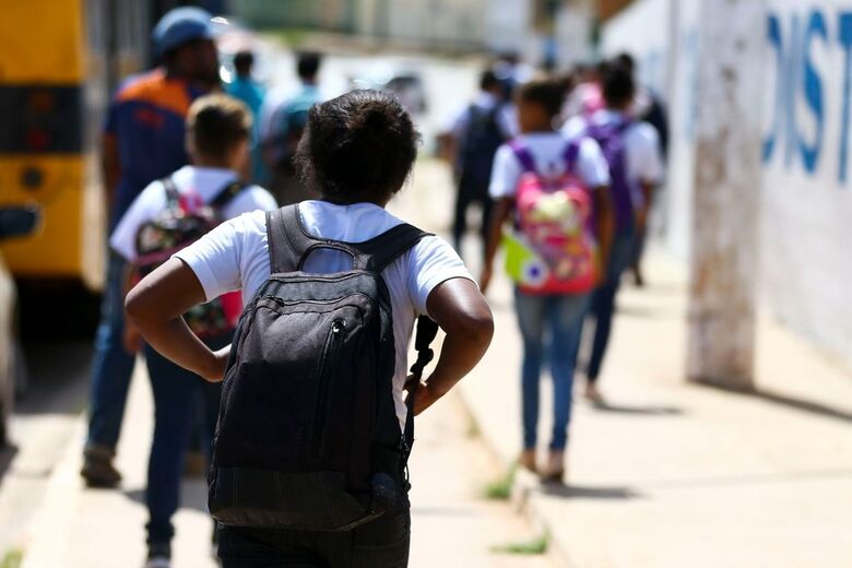 Risco de evasão escolar é maior entre moradores de áreas rurais, negros e estudantes da região nordeste - Crédito: Agência Brasil