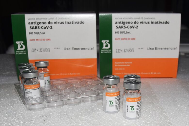 Com 277,3 mil doses de vacinas recebidas nos últimos dias, MS vai estocar 80 mil doses de Coronavac, diz secretário - Crédito: Américo Antonio/Sesa