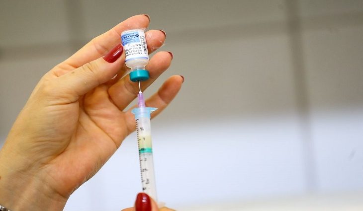 Estado alinha, com municípios, mutirão para aplicar 275 mil doses de vacina em sete dias - 
