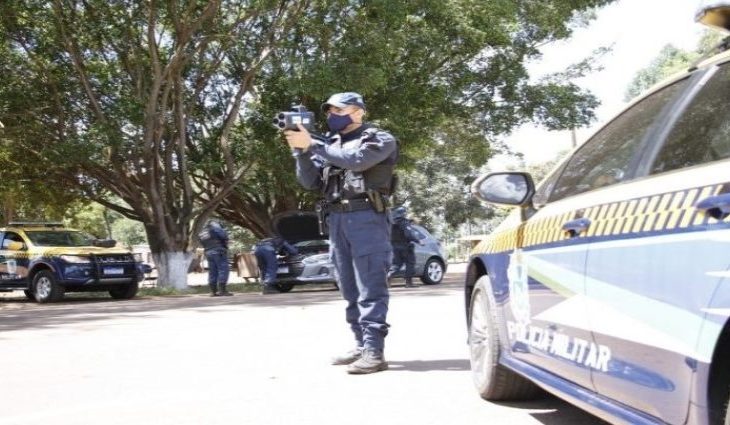 Polícia Militar Rodoviária continua fiscalização intensa nas estradas neste retorno das viagens - Crédito: PMR/Divulgação