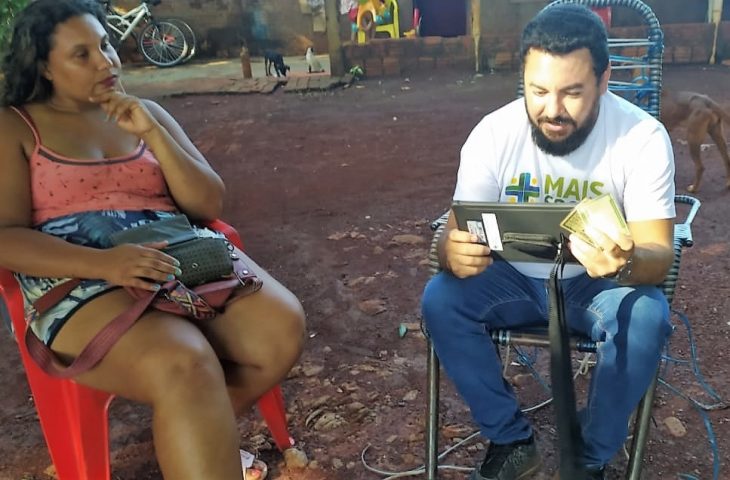 Cadastramento com tablet em Rio Brilhante - Crédito: Divulgação