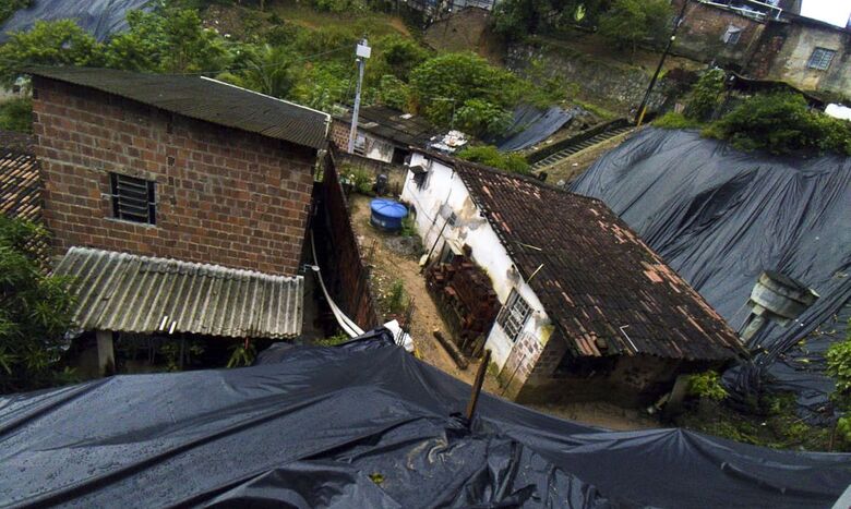 Áreas atingidas pelas fortes chuvas no Recife - Crédito: TV Brasil