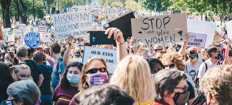 Defensores do direito ao aborto marcham em Washington, nos Estados Unidos, em outubro de 2021 - Crédito:  Unsplash/Gayatri Malhotra