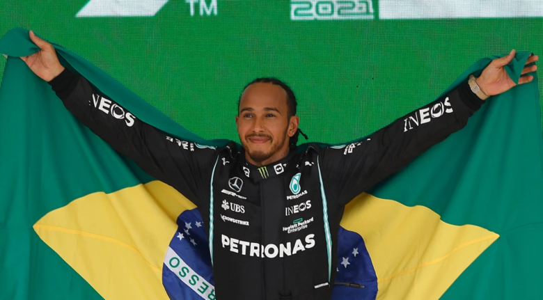 Lewis Hamilton no Grande Prêmio de Interlagos - Crédito: RODOLFO BUHRER/FOTOARENA/ESTADÃO CONTEÚDO