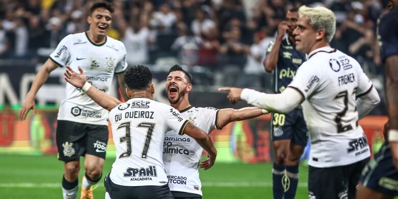 Corinthians e Santos se enfrentaram na Neo Química Arena pelo jogo de ida das oitavas de final da Copa Intelbras do Brasil - Crédito: Divulgação