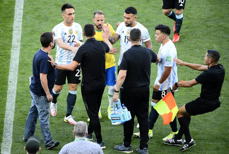 Agentes da Anvisa interromperam confronto entre Brasil e Argentina - Crédito: Marcos Ribolli