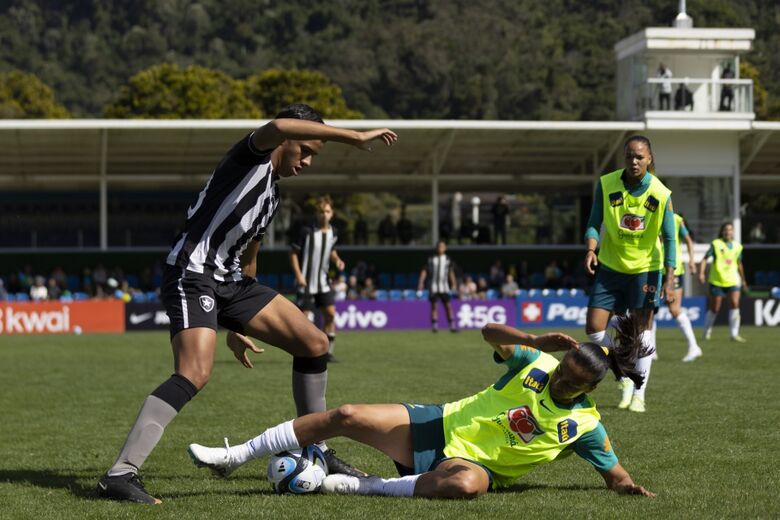 Seleção Brasileira feminina fará último jogo-treino contra time