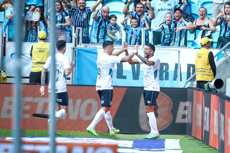 Pelo Brasileiro, Grêmio é superado pelo Botafogo na Arena