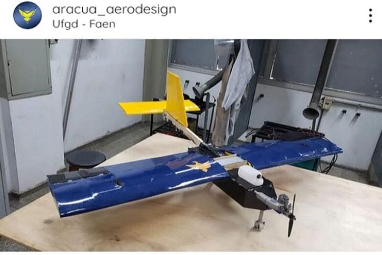 Aeromodelo que vai concorrer na 5ª Competição SAE Brasil de Aerodesign   - Crédito: Divulgação