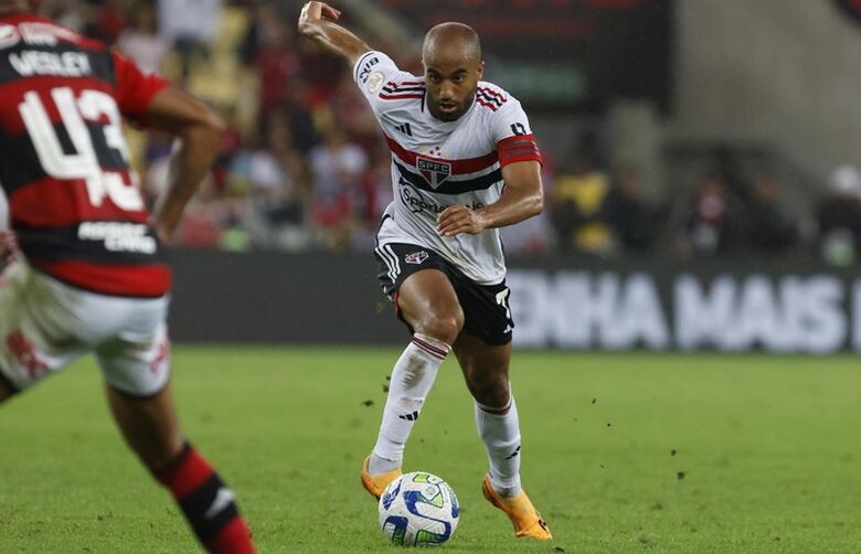 Santos faz grande atuação no gol do Flamengo contra o São Paulo e