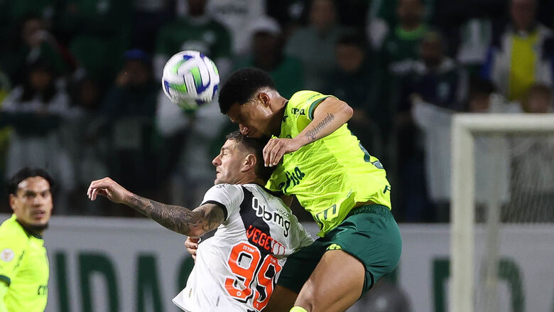 Brasileirão: Raphael Veiga brilha em cobrança de falta e Palmeiras vence  Vasco - O Mariliense