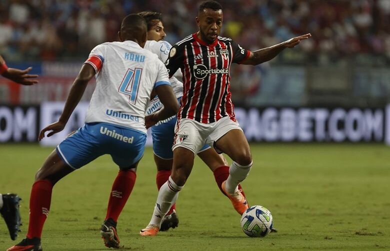 Nos acréscimos, São Paulo supera o Bahia e vence a 1ª como visitante - Crédito: Rubens Chiri / saopaulofc.net 