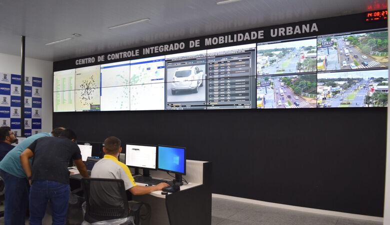 Centro de Controle Integrado de Mobilidade Urbana traz mais agilidade nos atendimentos do trânsito  - Crédito: Divulgação