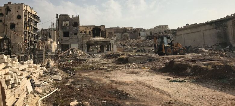 Edifícios destruídos na cidade de Aleppo, na Síria, onde supostamente foram utilizadas armas químicas - Crédito:  UNICEF/Ninja Charbonneau (arquivo)