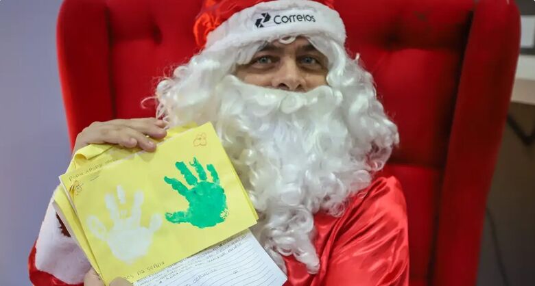 Papai Noel dos Correios amplia prazo para entrega de presentes - Crédito: Antônio Cruz/Agência Brasil