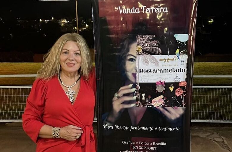 Destaramelado: é o mais novo livro da escritora Vanda Ferreira, a "Bugra Sarara" - Crédito: Arquivo Pessoal