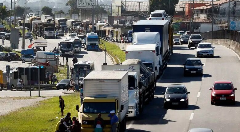 Motoristas têm novos prazos para regularizar exame toxicológico - Crédito: Tomaz Silva/Agência Brasil