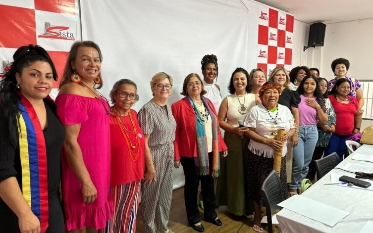Gleice e movimentos sociais debatem com ministra políticas às mulheres de Dourados e MS - Crédito: Divulgação